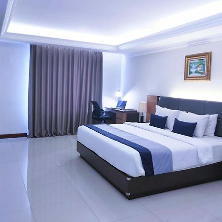 D'Senopati Malioboro Grand Hotel Джокякарта Екстериор снимка