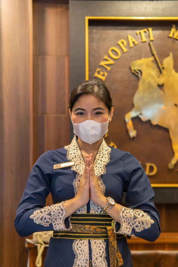 D'Senopati Malioboro Grand Hotel Джокякарта Екстериор снимка
