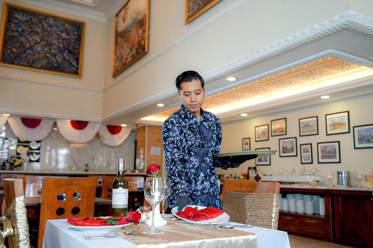 D'Senopati Malioboro Grand Hotel Джокякарта Екстериор снимка