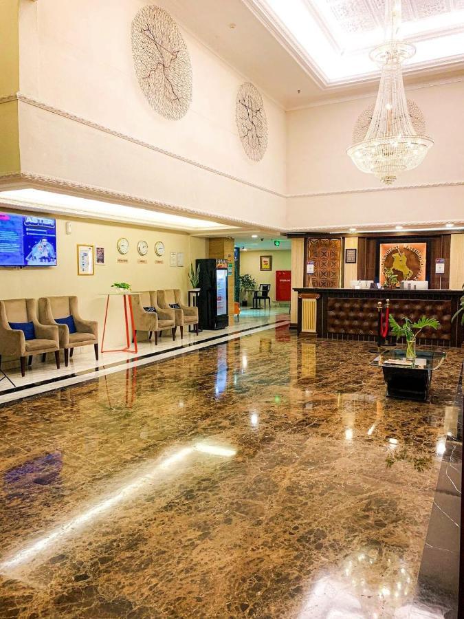 D'Senopati Malioboro Grand Hotel Джокякарта Екстериор снимка