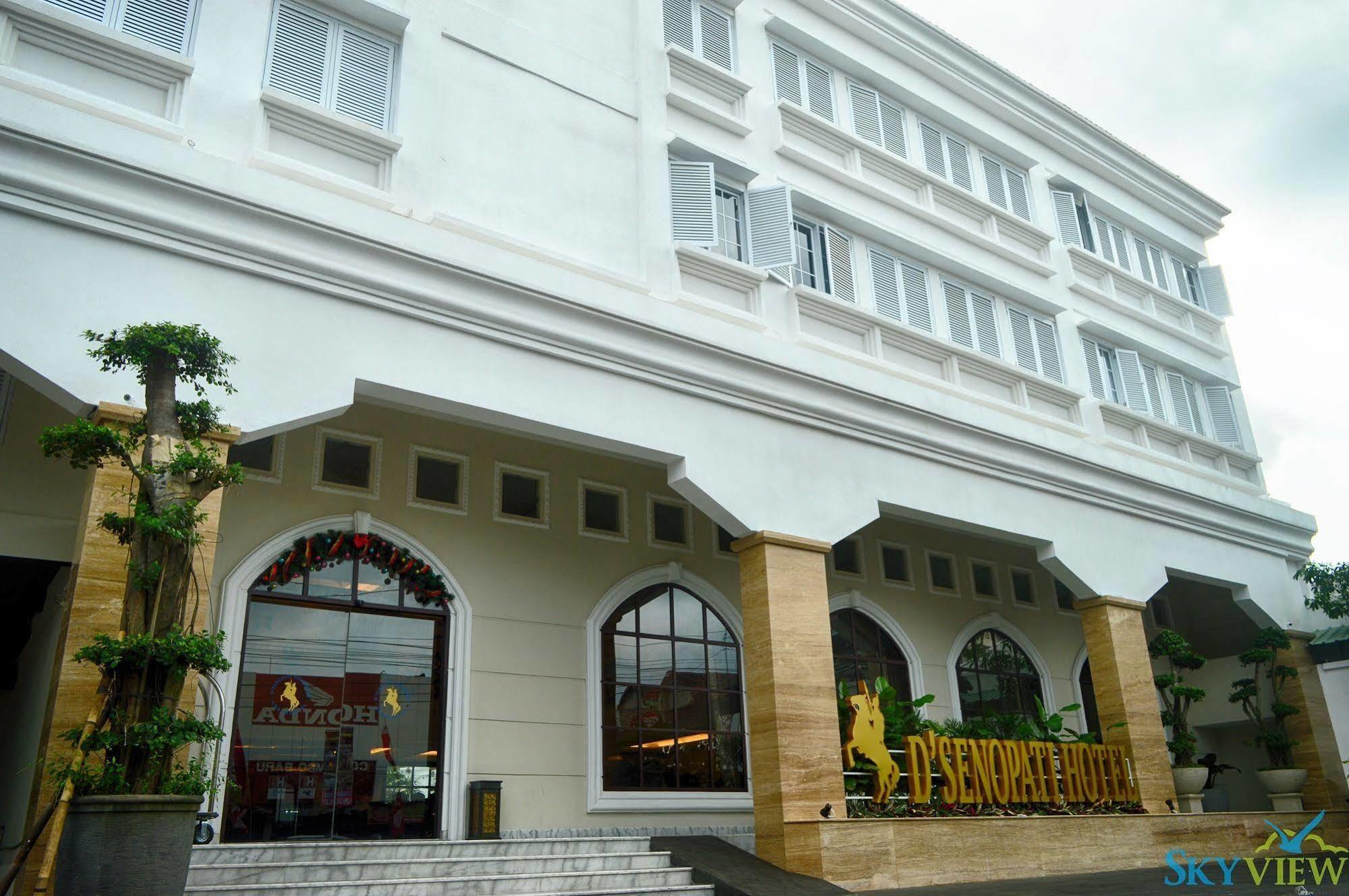 D'Senopati Malioboro Grand Hotel Джокякарта Екстериор снимка